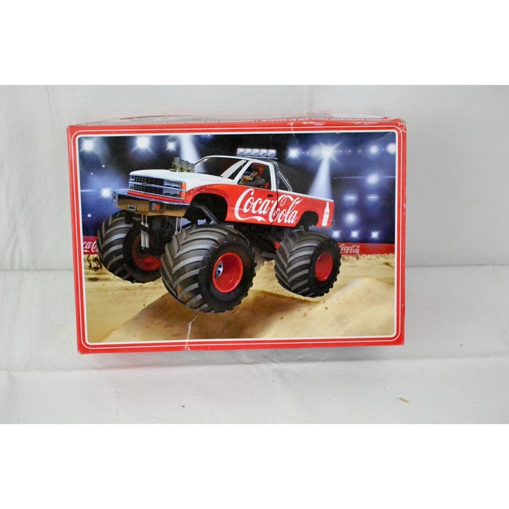 AMT 1988 Chevy Silverado Monster Truck Coca-Cola & 1966 Ford Thunderbird Models